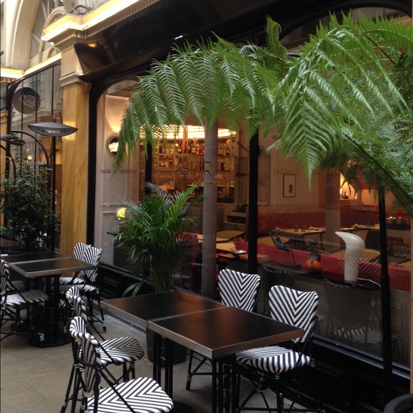 🍒Meet your Posher, Nikki🍒 - Picture 3 of 5